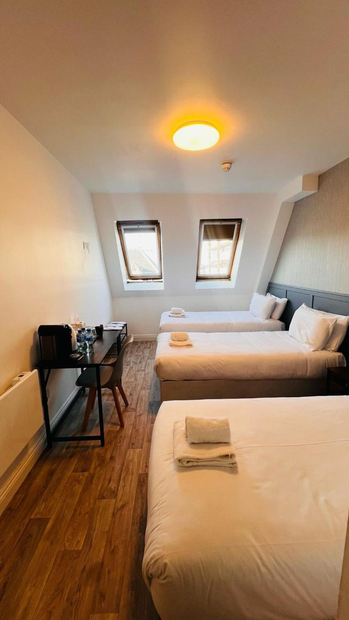 Mulligan Hotel Дъблин Екстериор снимка